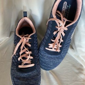 Skechers Memory Foam Size 8